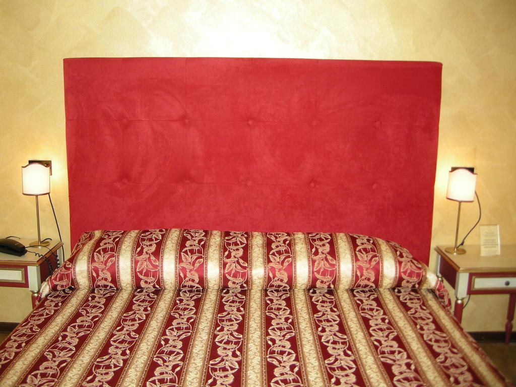 Hotel Fiordigigli L'Aquila Room photo